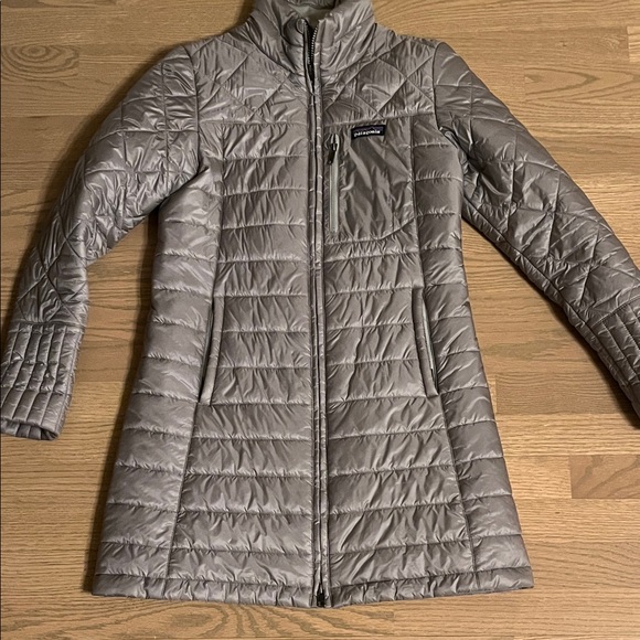 Patagonia Jackets & Blazers - Patagonia | Women's Radalie Parka | Drifter Grey | Small